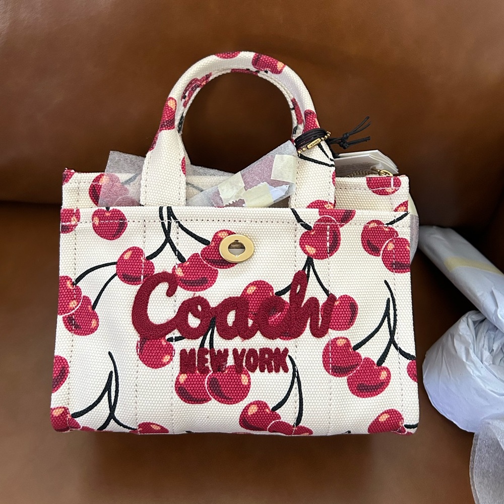 Coach Cargo Cherry Print Canvas Tote Bag 20 - Picture 2 of 13